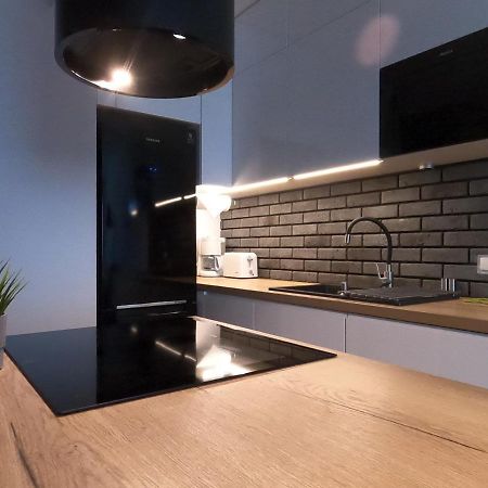 Miko Apartment 1 Poznan Bagian luar foto