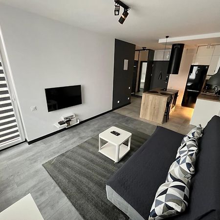 Miko Apartment 1 Poznan Bagian luar foto